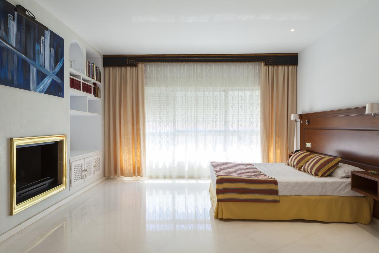 Apartamentos Mexico Vera Exteriér fotografie